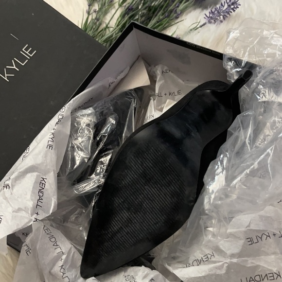 Kendall & Kylie~KKABI - Picture 7 of 8